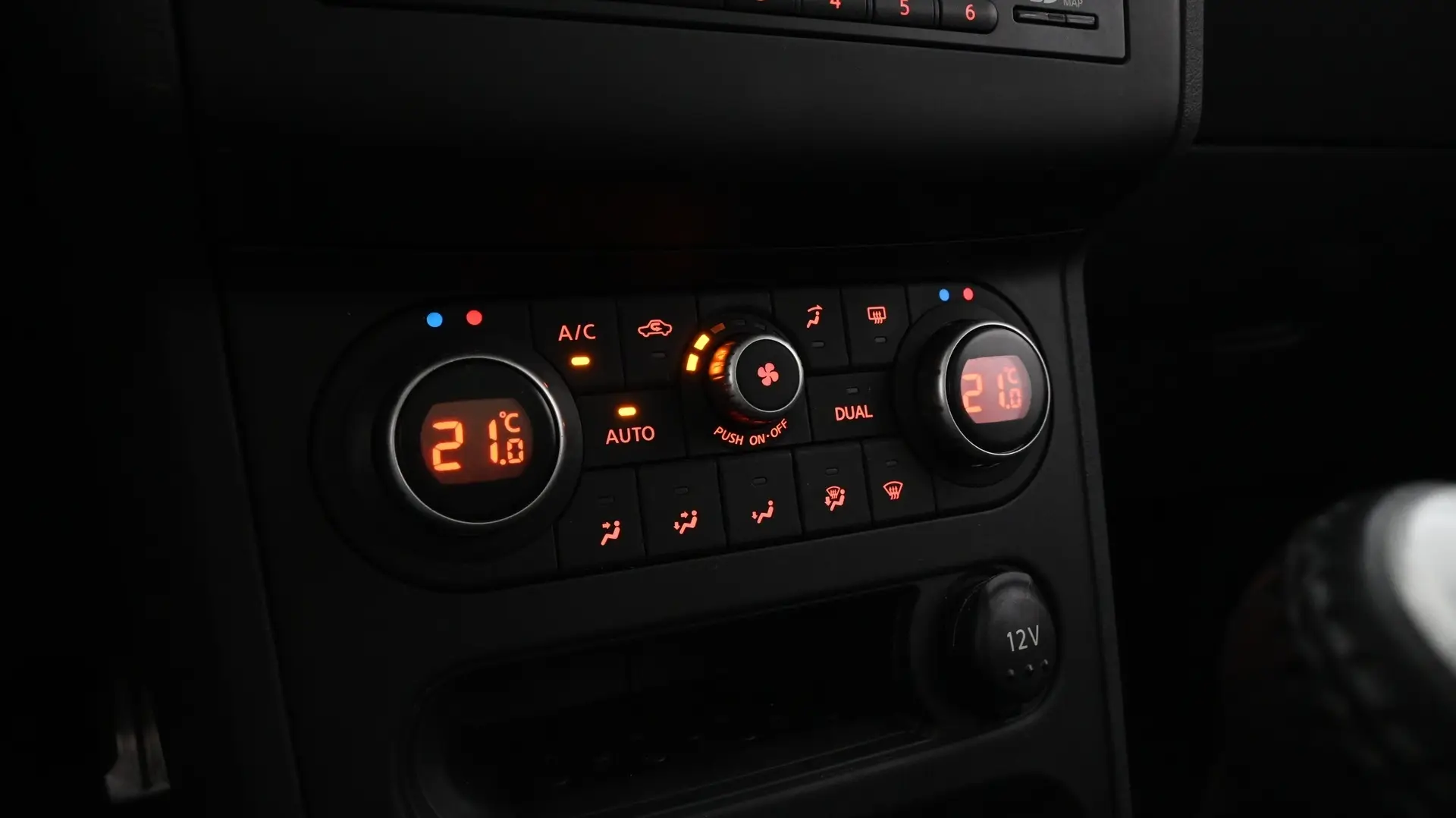 Car Image - 1Ad9jI0KyFbx5ZbwazCNnY