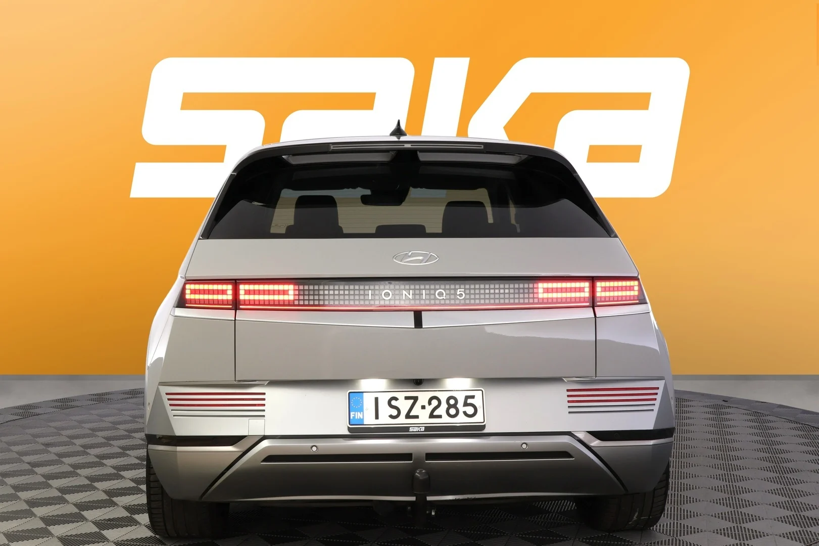 Car Image - 5leXTOqvLWkkbVH1WR5J9e