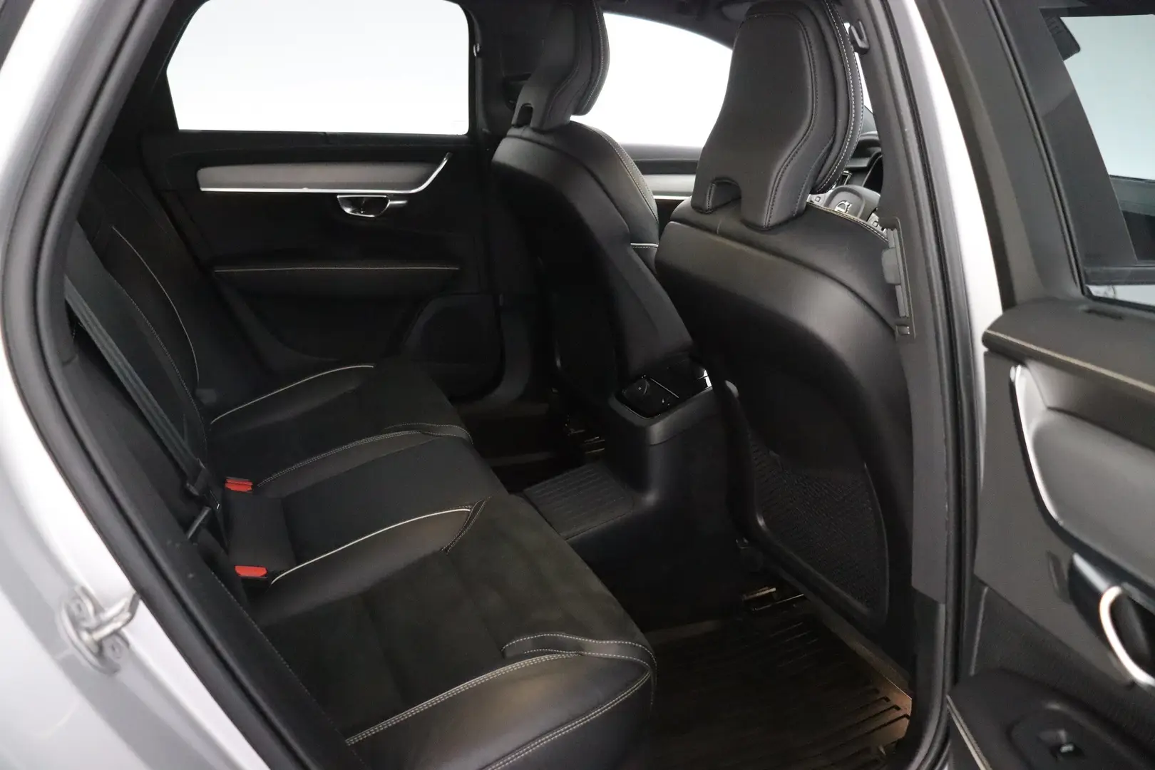 Car Image - L5DftsEN3ssgYaSINGHPI
