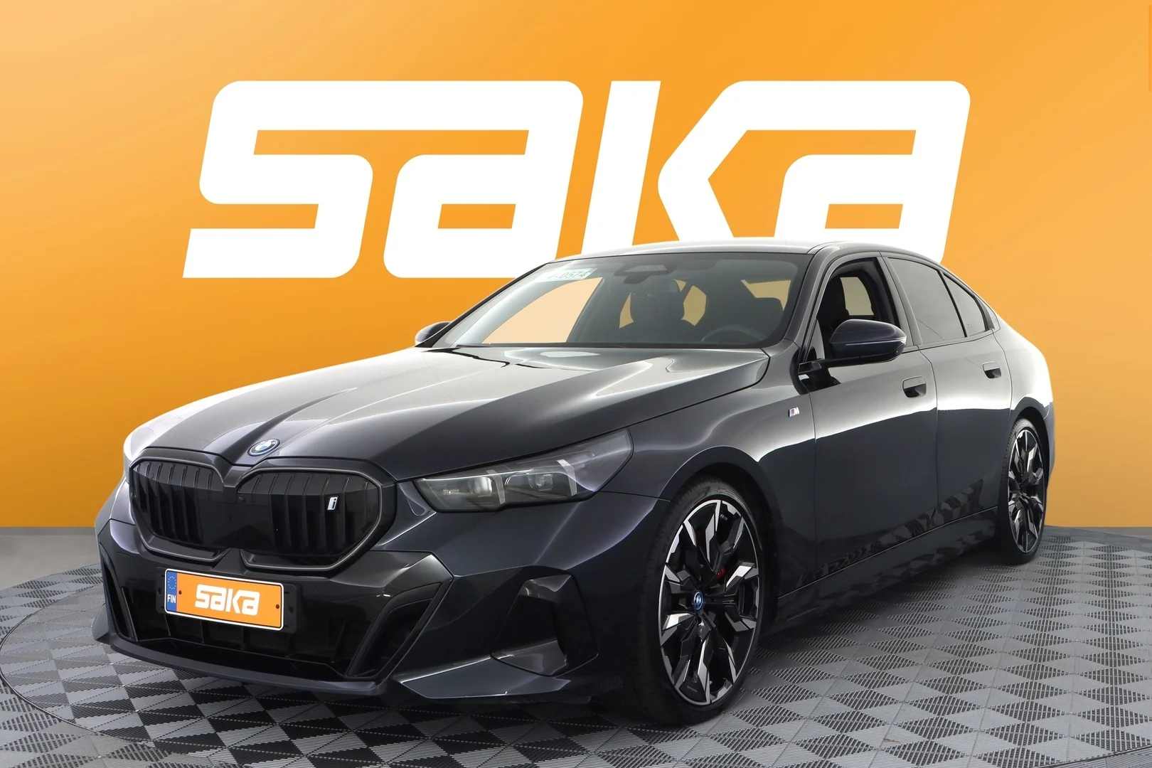 Car Image - 2PxhQCntCZW9XVt7067w3h