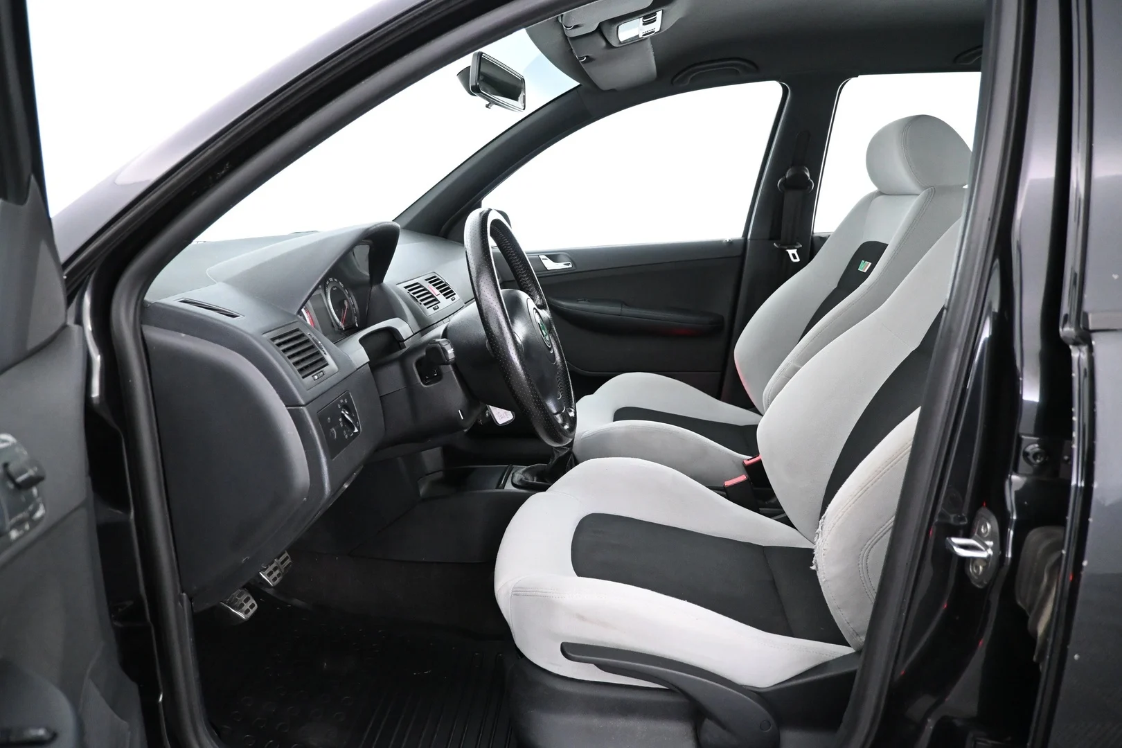 Car Image - 6S4wsqdWm2MnrxQsJ5gkiS