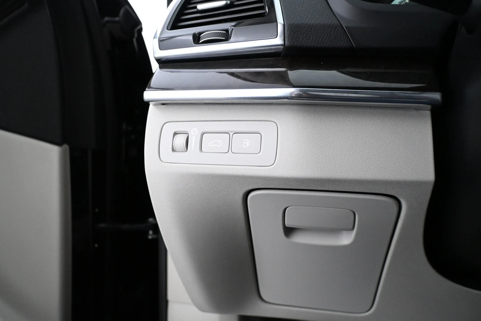 Car Image - 4MWaPqhFqCEXgivToA7tHR