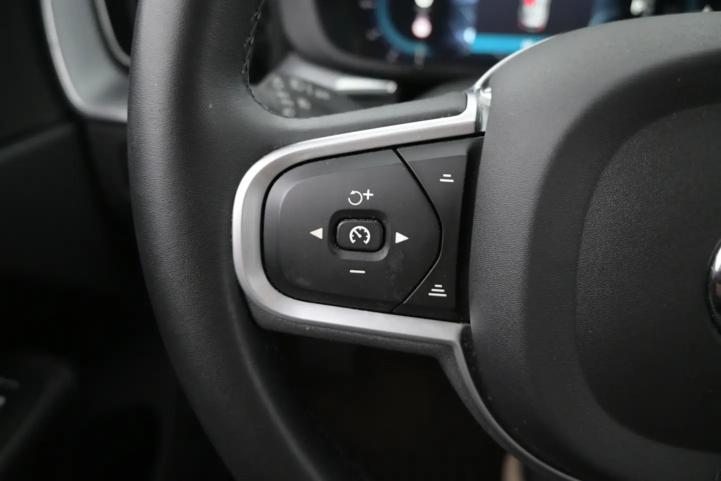 Car Image - 20P0X5j1Zr6QI8VzAyKrYl