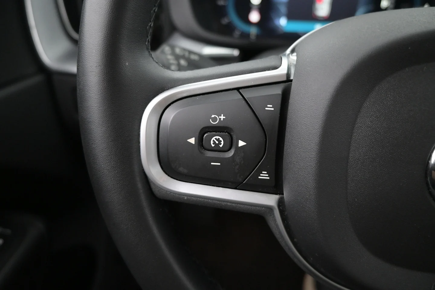 Car Image - 20P0X5j1Zr6QI8VzAyKrYl