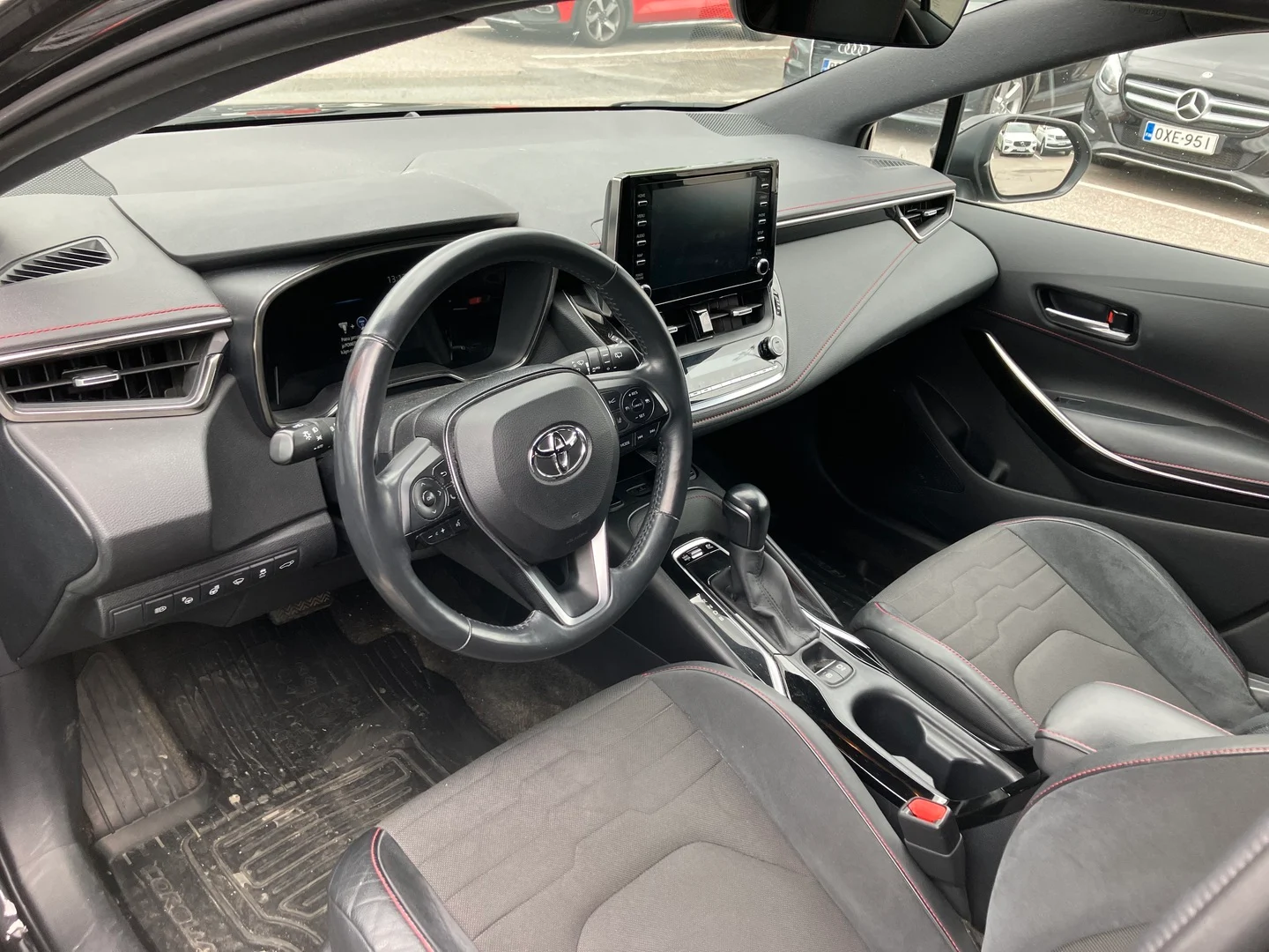 Car Image - 3i4RMFwS7Fce1W54pXEabh