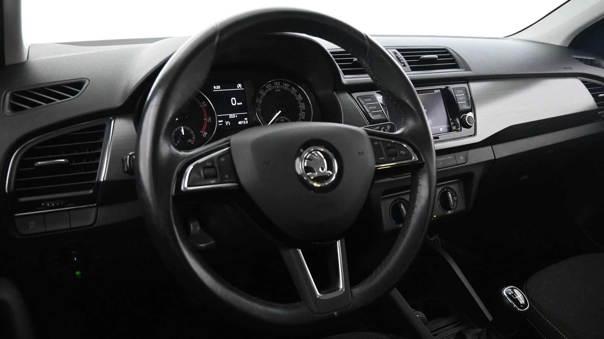 Car Image - 7JFtWpIrQbxDT5Q4Wx4tXW