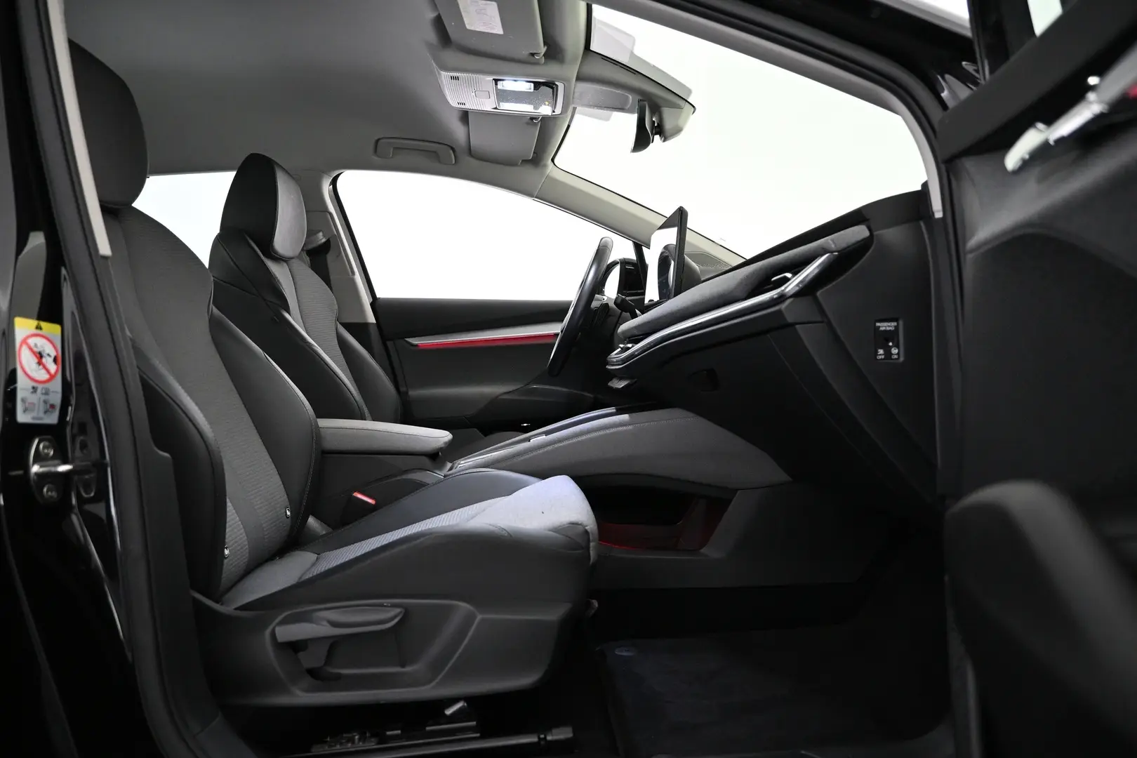 Car Image - 3vfTOYH1LmNaVvq99hgTe2