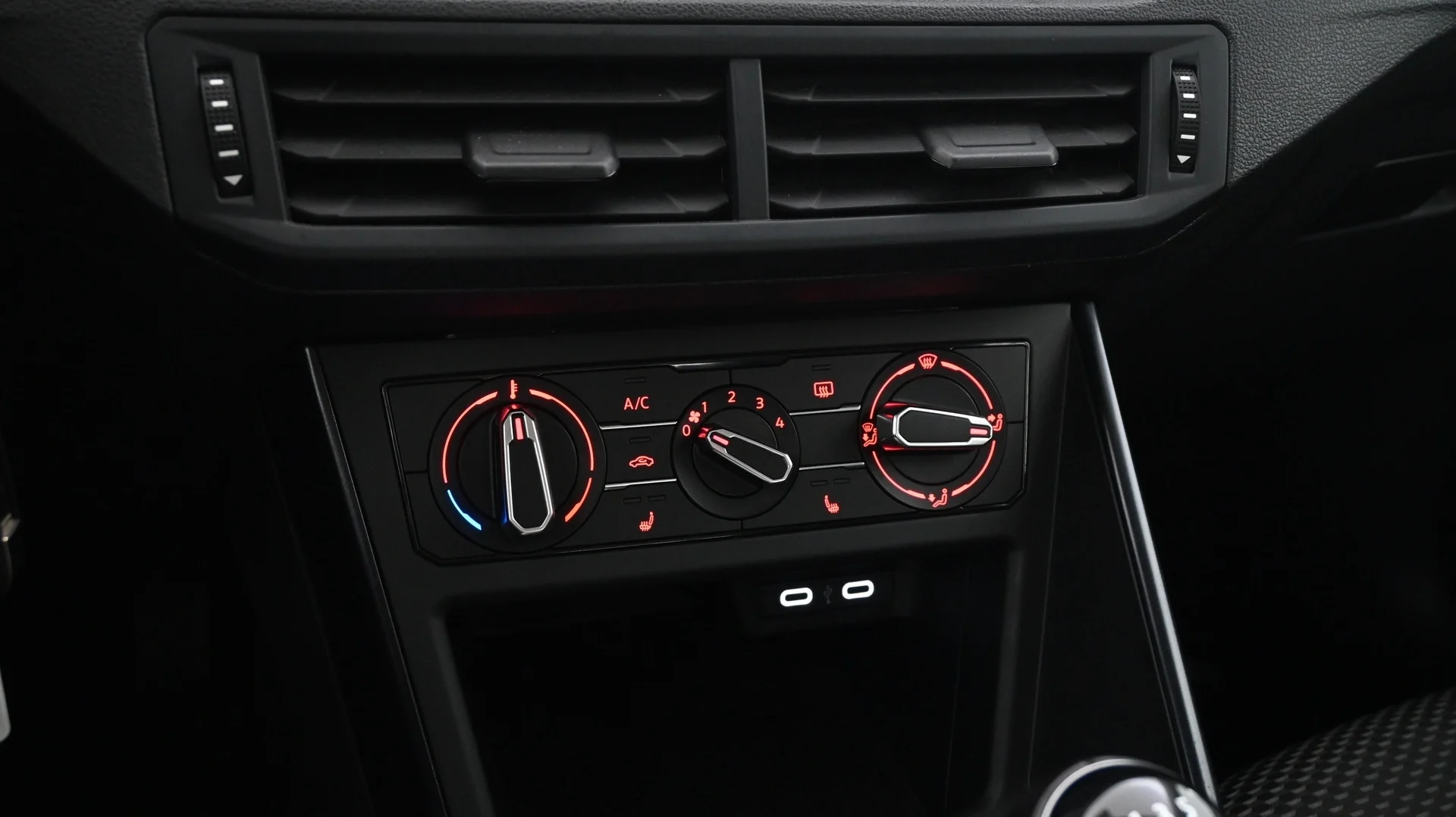 Car Image - 3MbjtqnSQQ9855pnvA3qm
