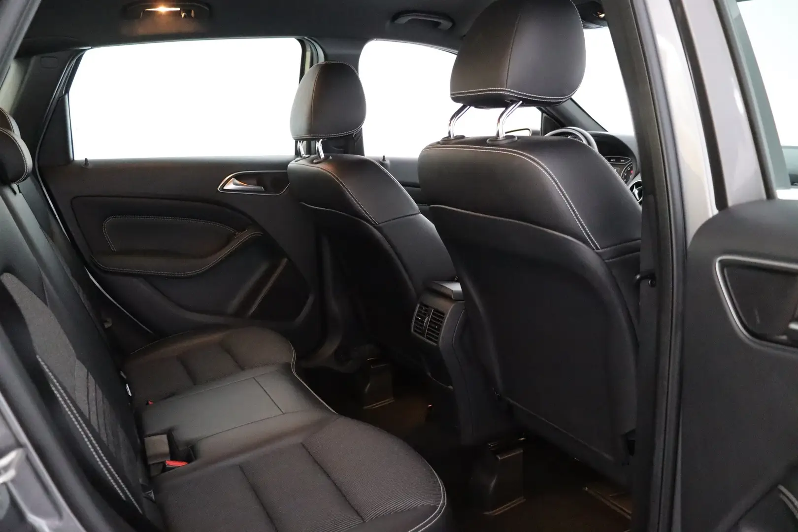 Car Image - 63U7z3QC4Lm5xdyZi4ukEs