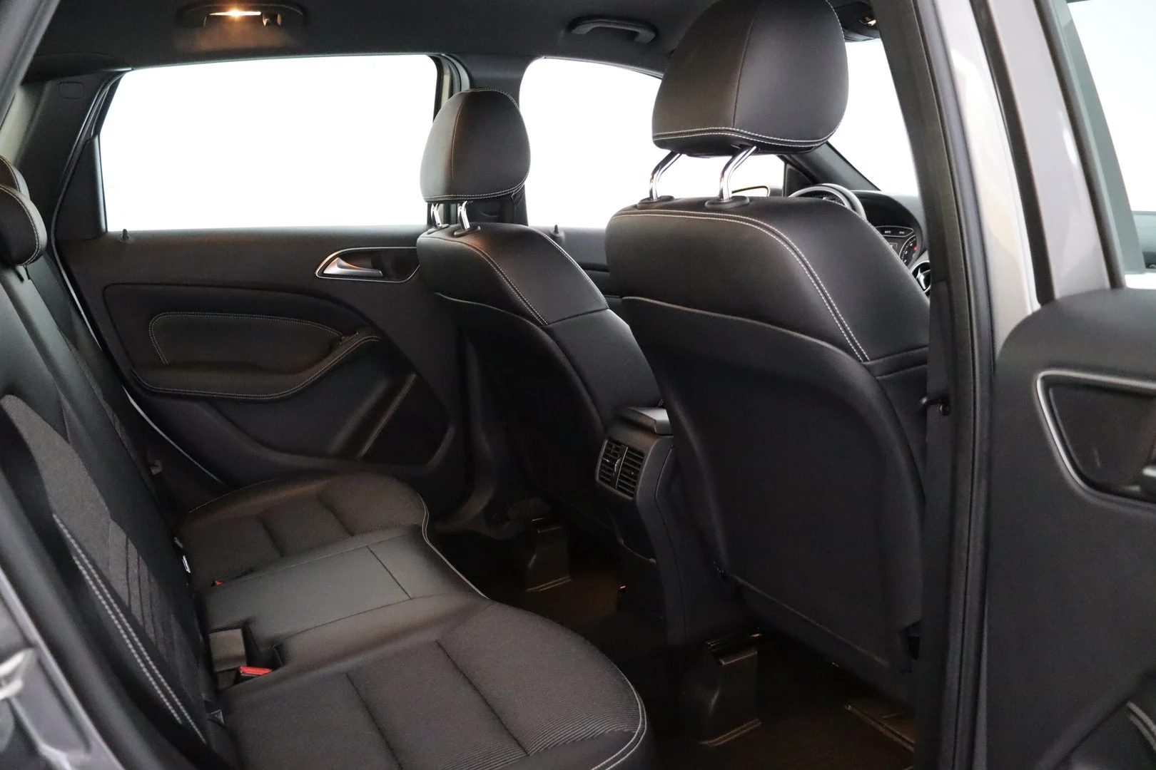 Car Image - 63U7z3QC4Lm5xdyZi4ukEs