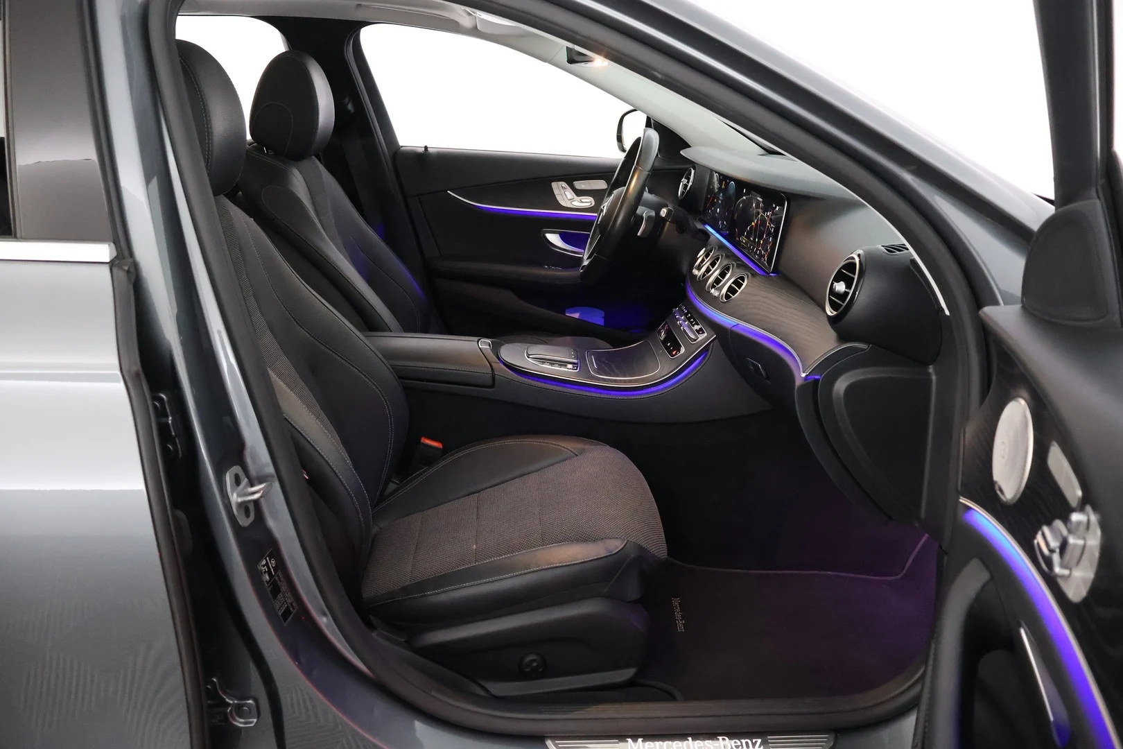 Car Image - 4SA7YsfF8f6We8WAcEsILE