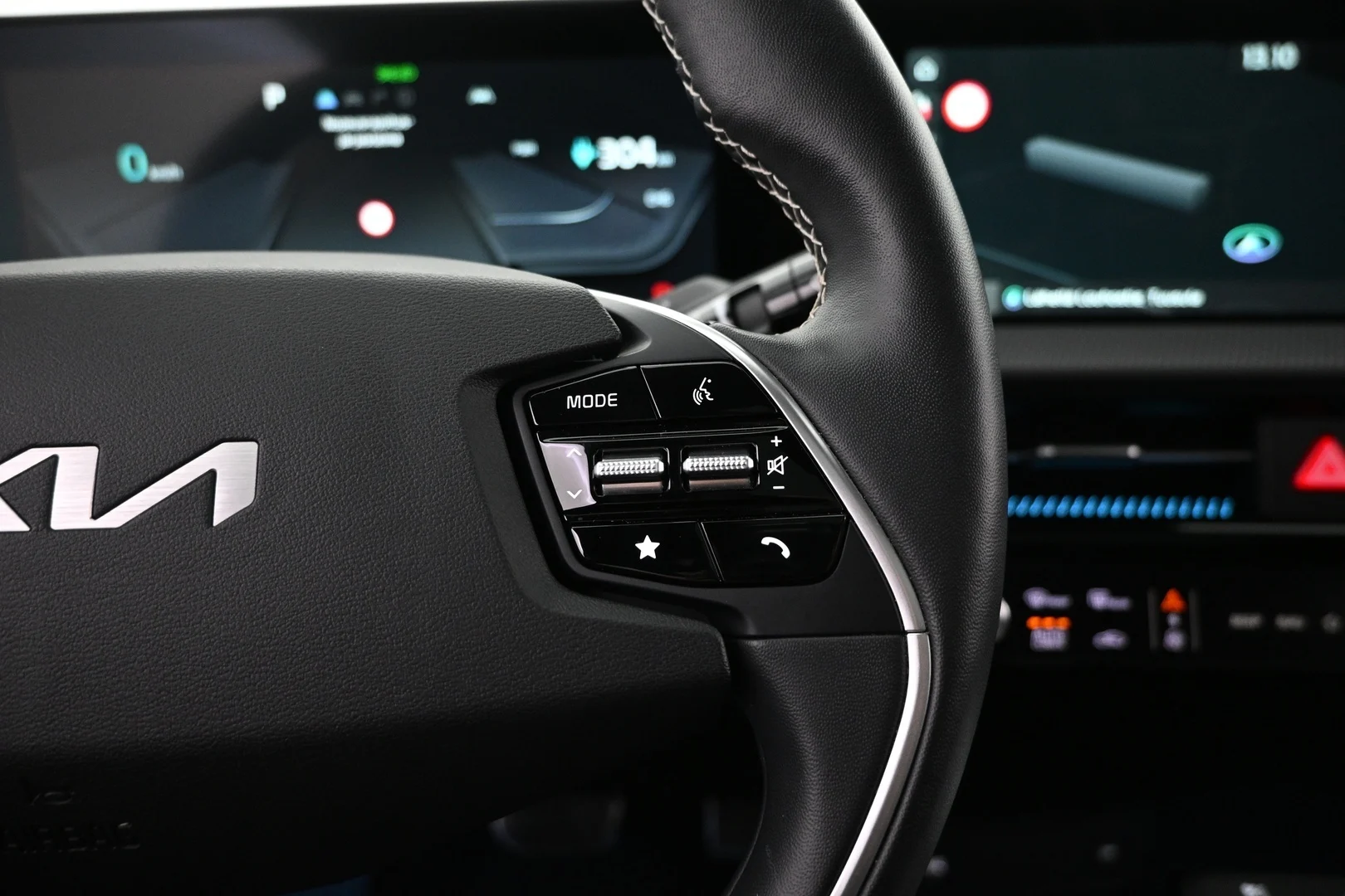 Car Image - 3TyiBY2lCol9xh9y7TNQeK