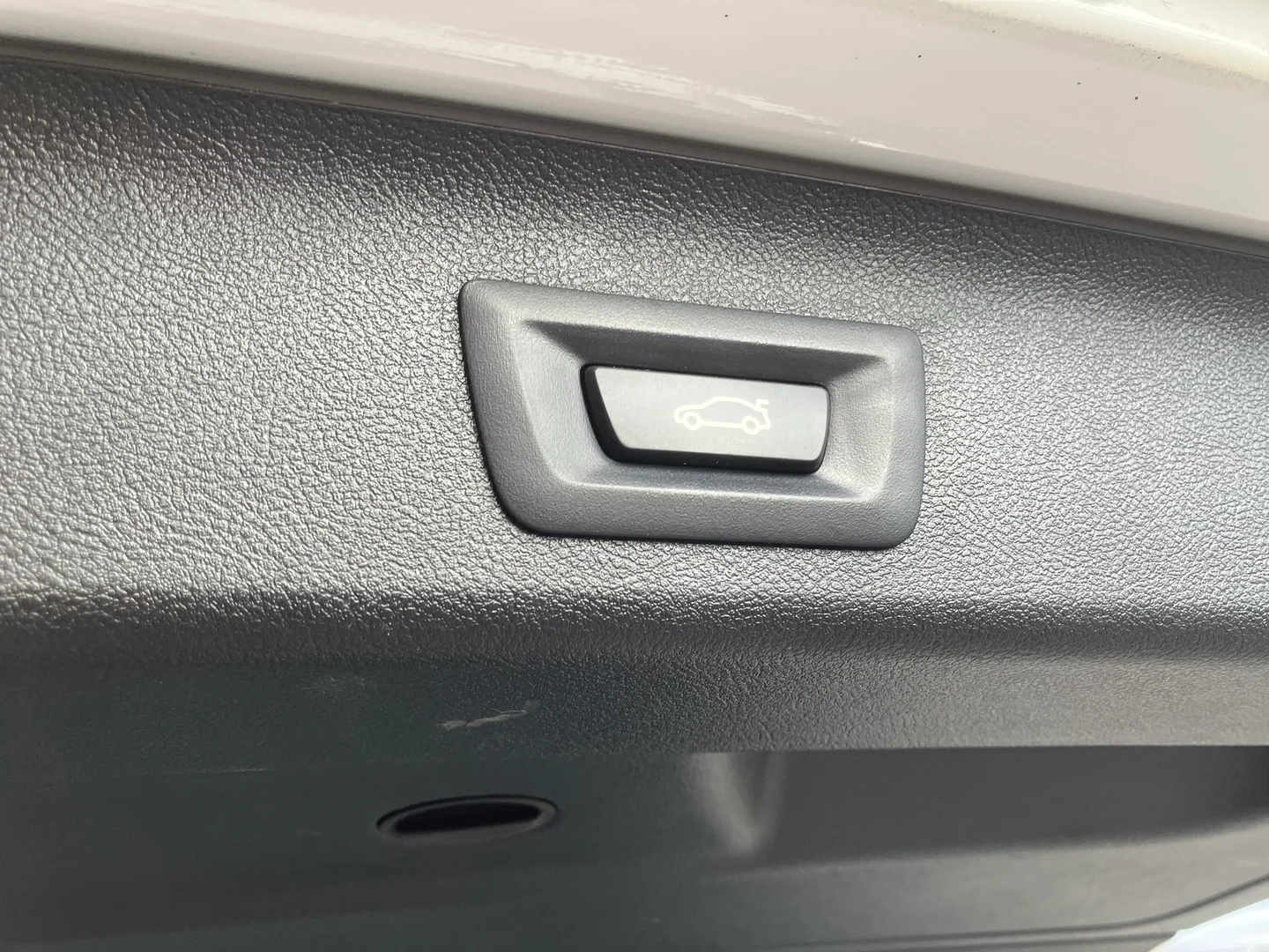 Car Image - 4yVA1p8p5vDu84vhxEWiXk