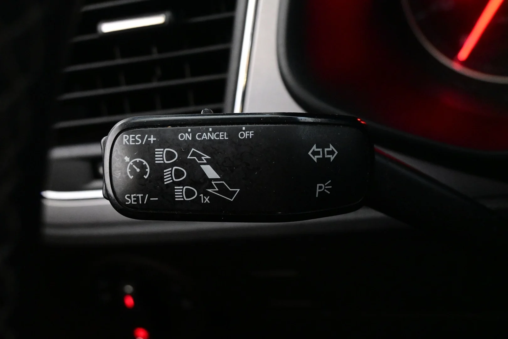 Car Image - 7fJHoaxZRciw5g0e4hTr2V
