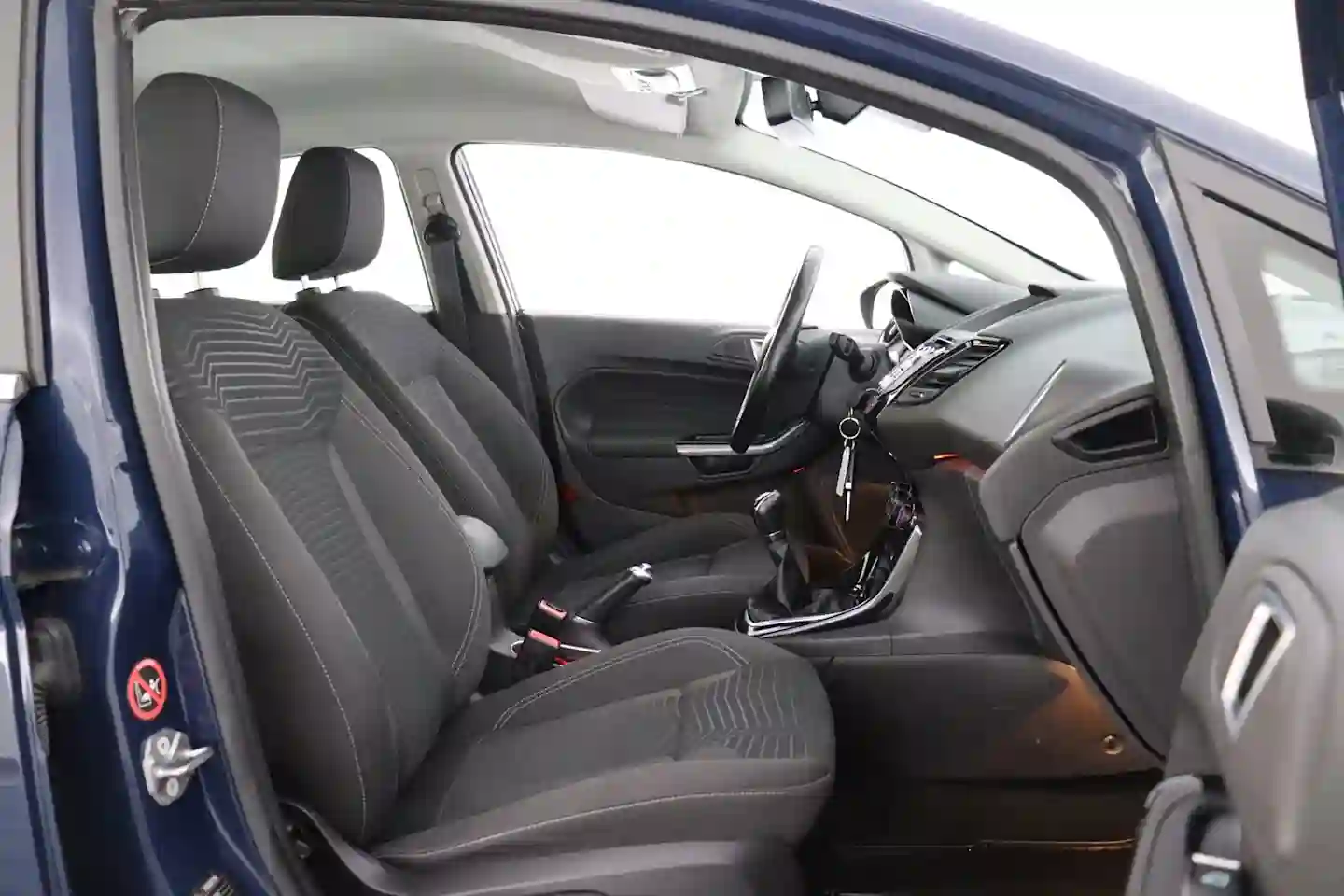 Car Image - 7IATRiLF7qizaxkWbGygXy