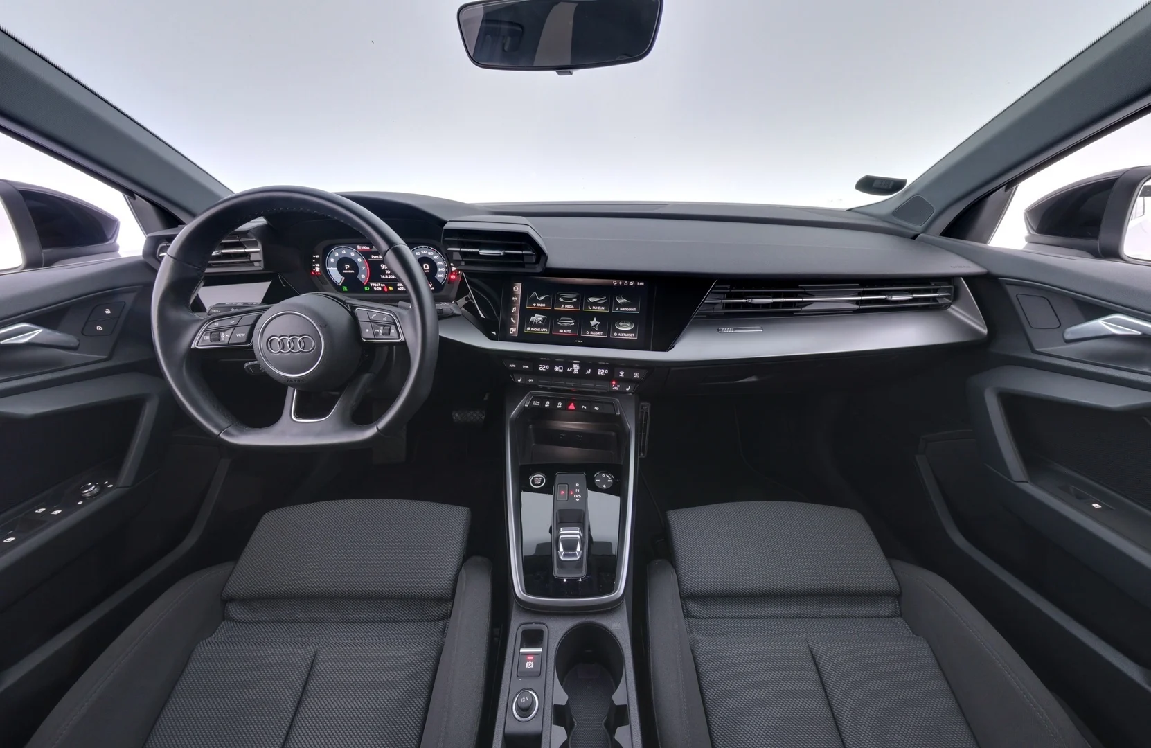 Car Image - 3GqdgNRSaIudOyf4ZguKLy