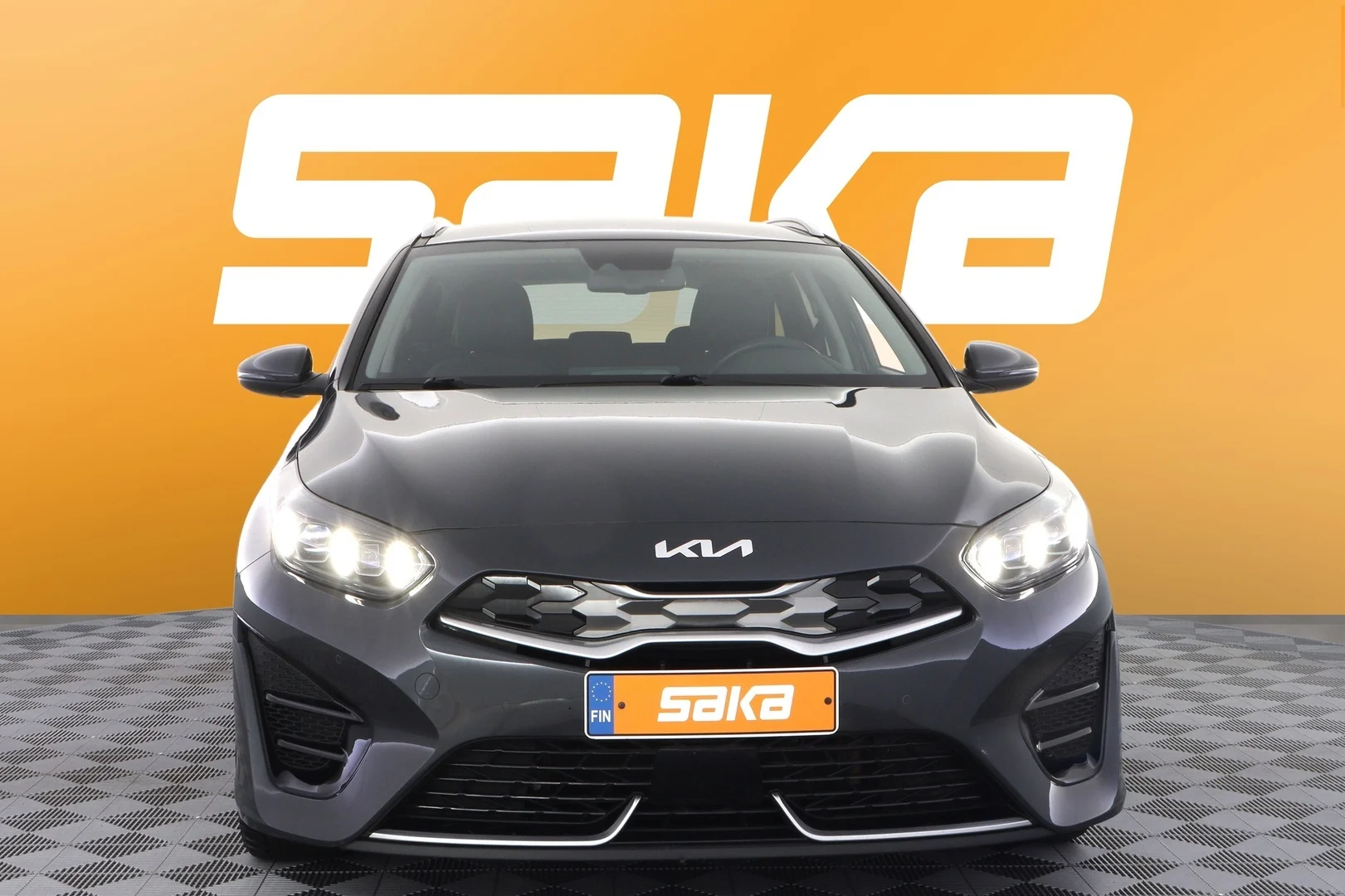 Car Image - 60d5cS7XGvJtjFBf87bi9Q
