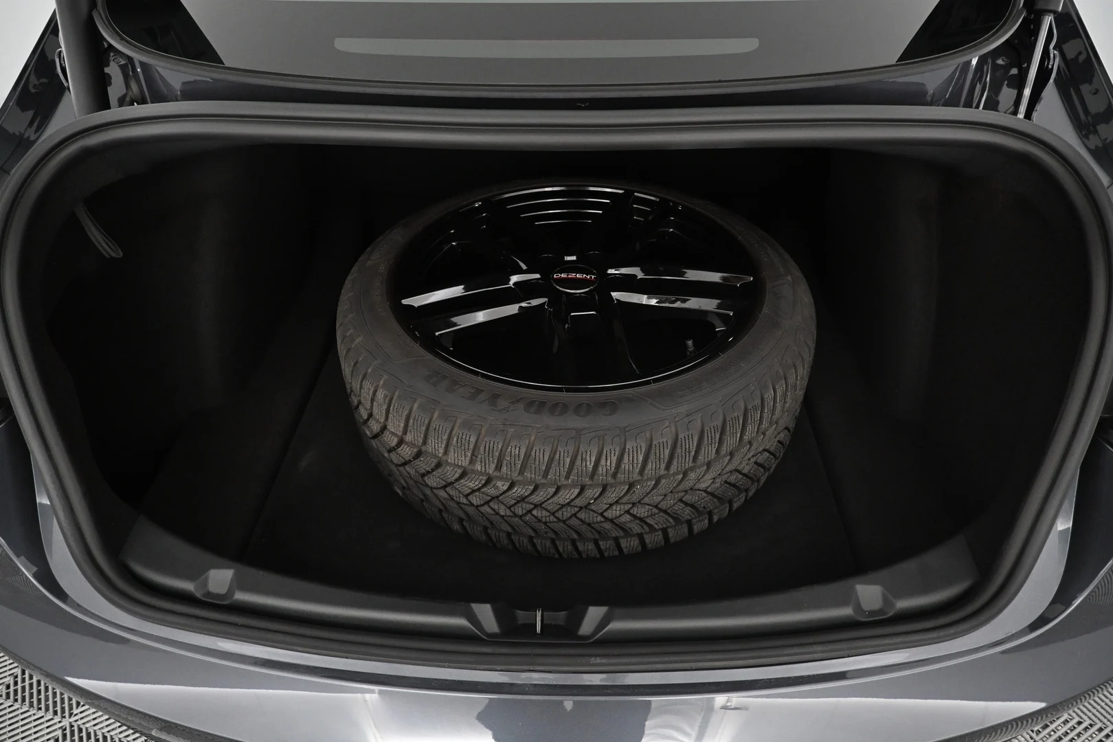 Car Image - 1mXXlfB7vpchRVwcb78xAI