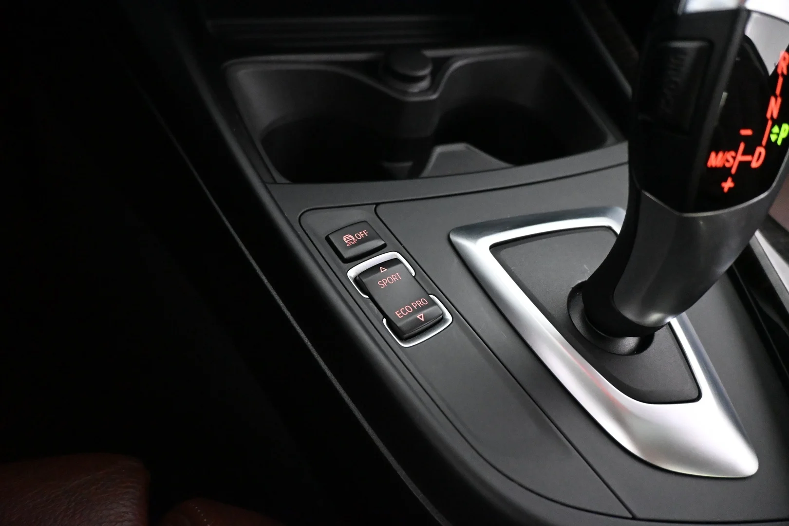 Car Image - 2XagUKi159VcQqYNRMMQJH