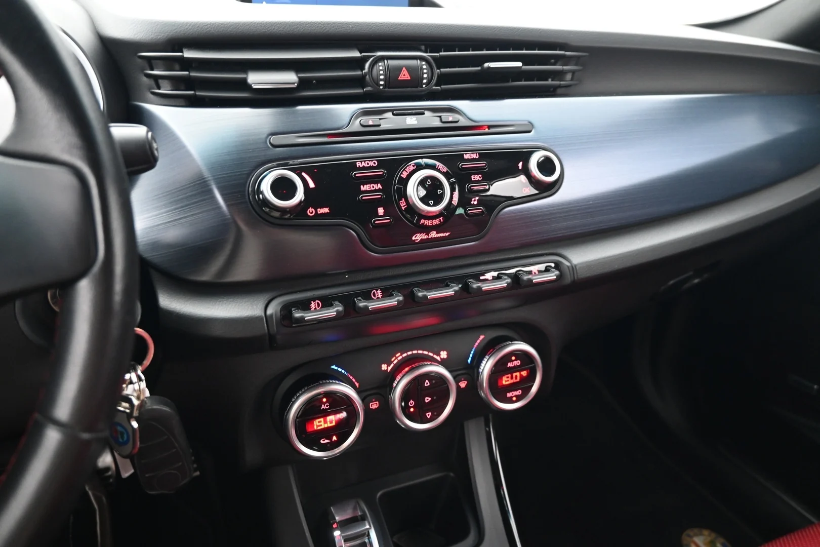 Car Image - 3IG0J5q9iu3WM7iZBNd9tP