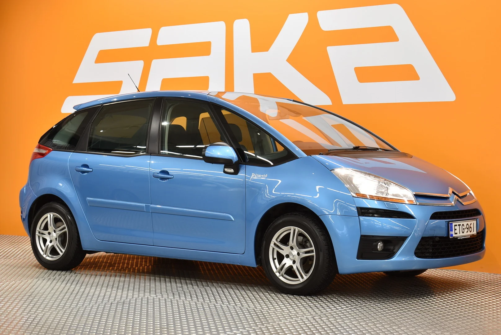 Car Image - 5J26SwNNkgvAGNxYnQyfBZ