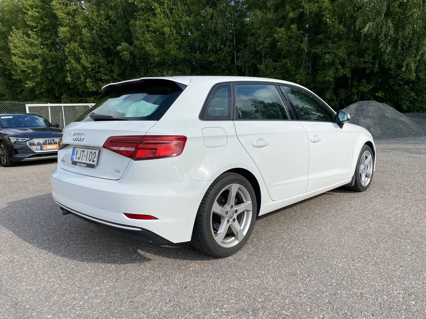 Car Image - 74zRY3mYmCxISJTTvTGmST