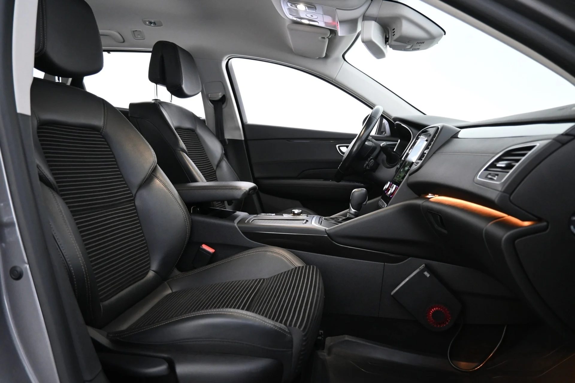 Car Image - 204vQF973EU9252FhTqrVV