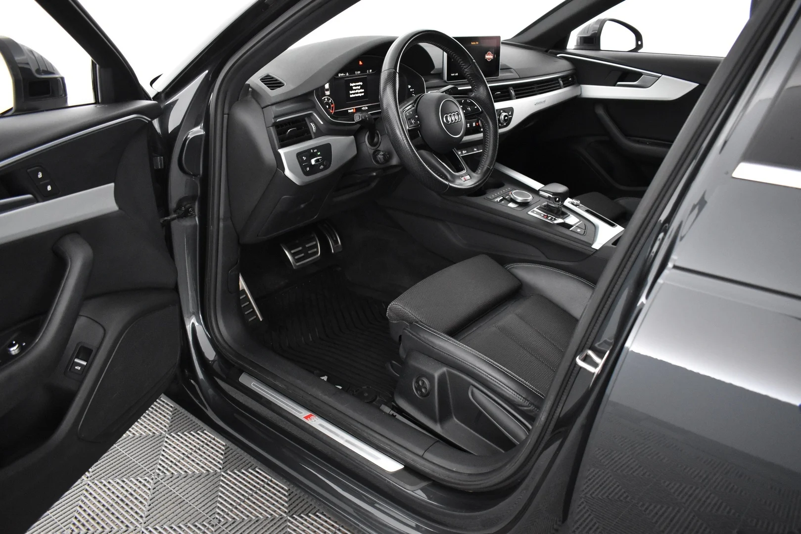Car Image - 3s9KHOSGwEZlXOS6rZ0gsH
