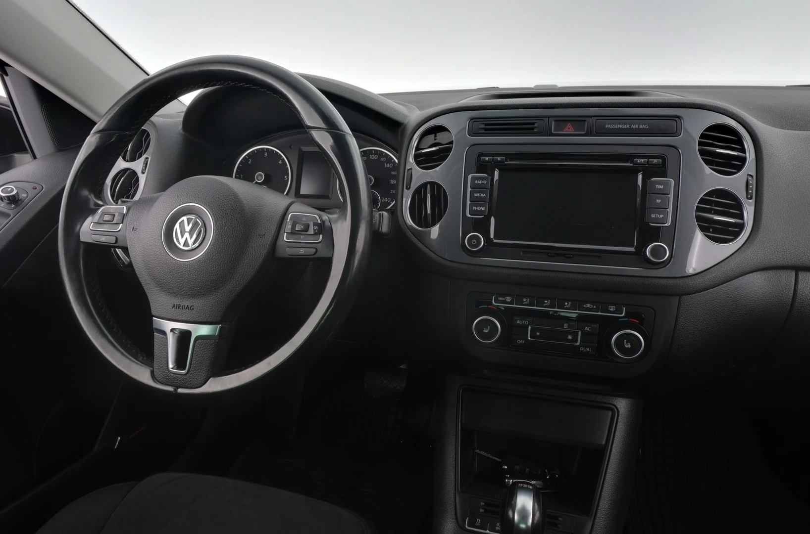 Car Image - 2y3HK9HZTA8S0KjPhtZQee