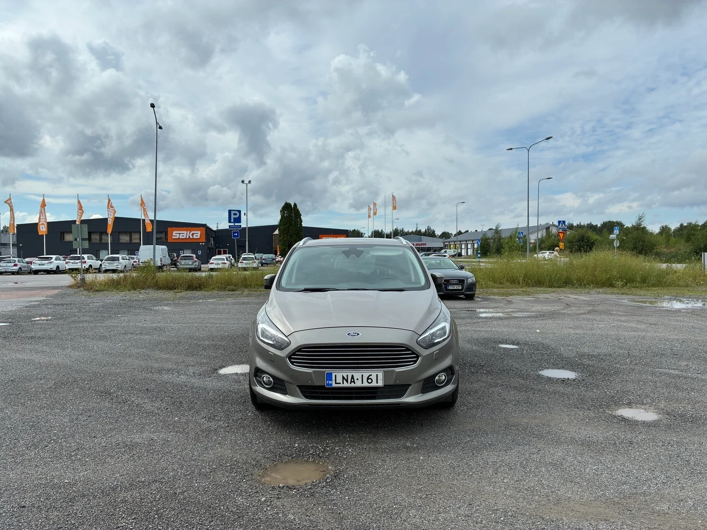 Car Image - 1IKjNVfw0PP9XxlbvpgKIF