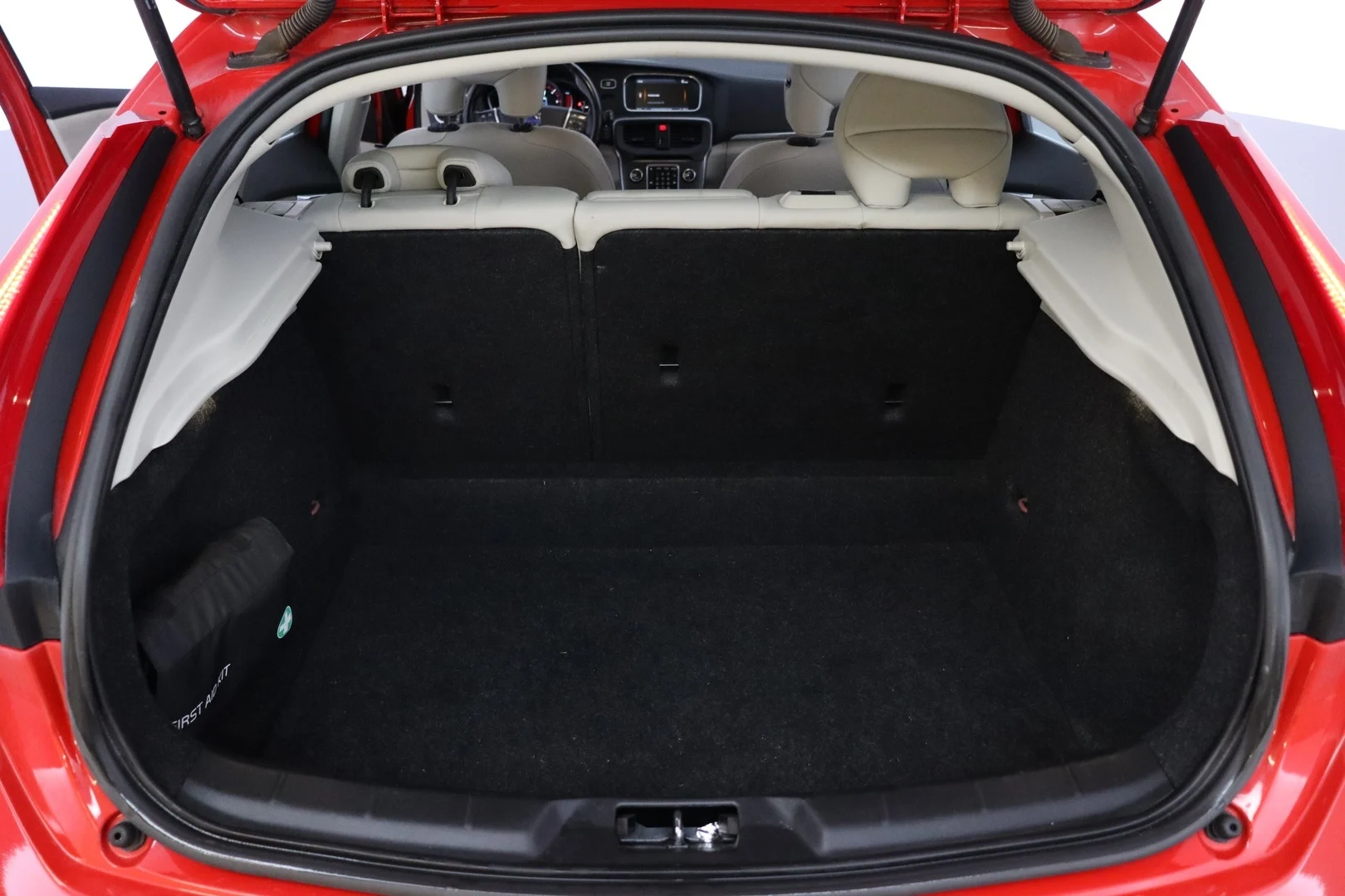 Car Image - 2pso3SBrKftnvu30DWZIsr