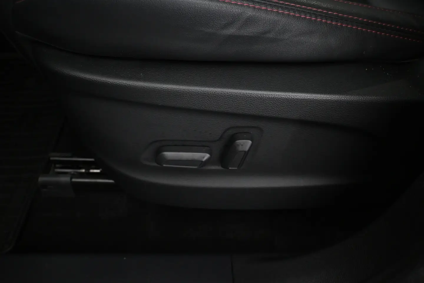 Car Image - 6XK3NVVQ3UneHgl9yrwk3