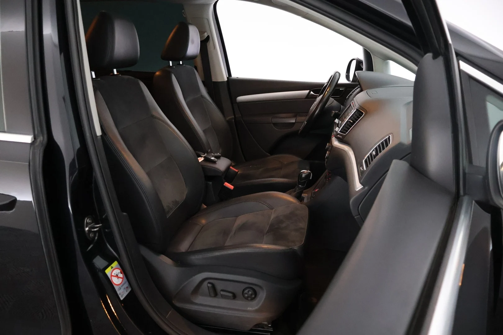 Car Image - 7DZtatoahPqTaLwSv3Ys4h