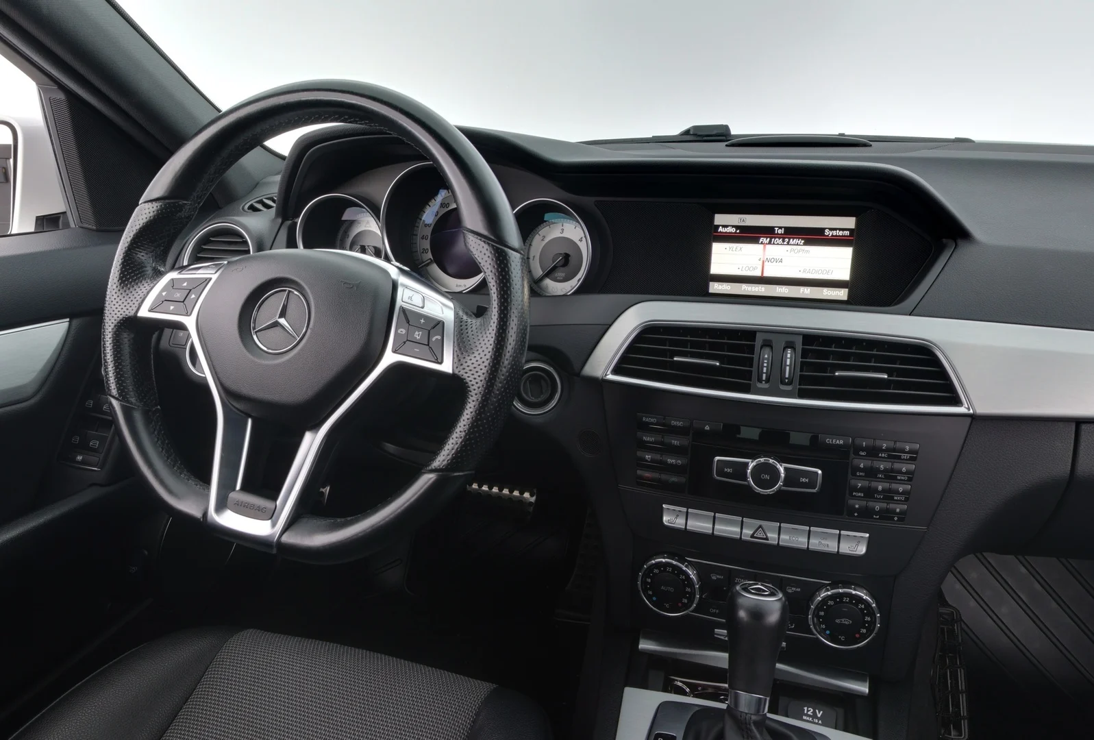 Car Image - 6Msgr33g3BvlRlzsiGsVC3