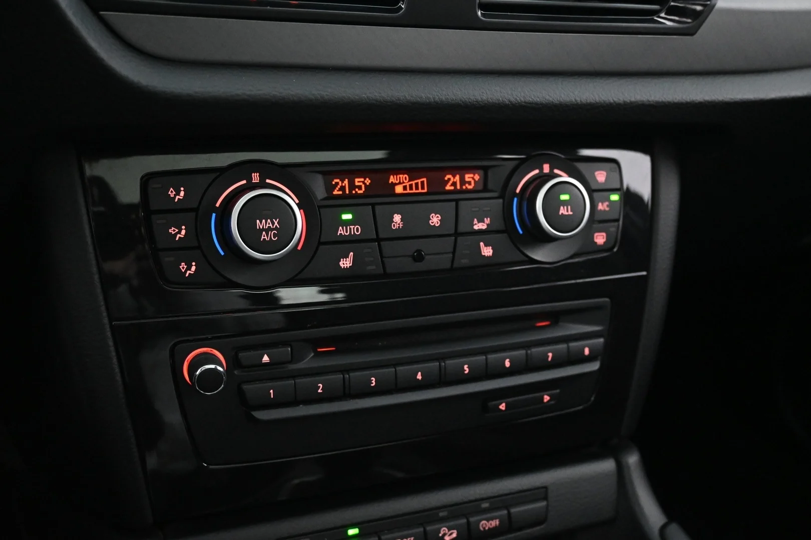 Car Image - 1P833J1erQ1gr7Hvv1kKkf