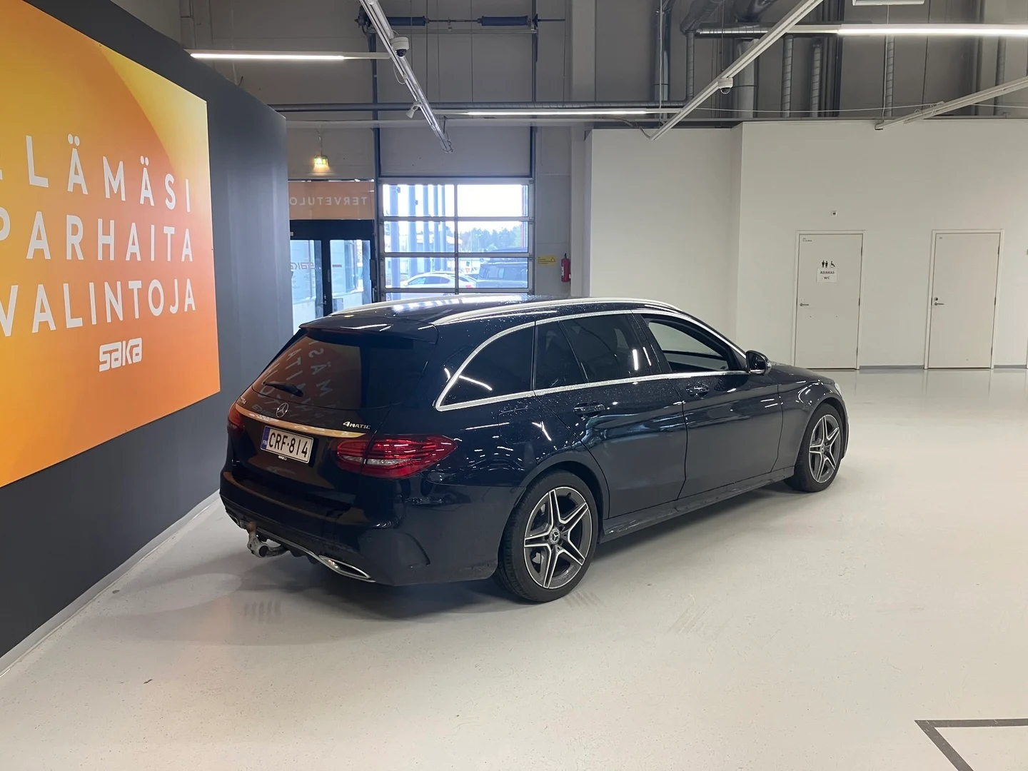Car Image - 2SVhf3pDFkW1G2uwwxS7N9