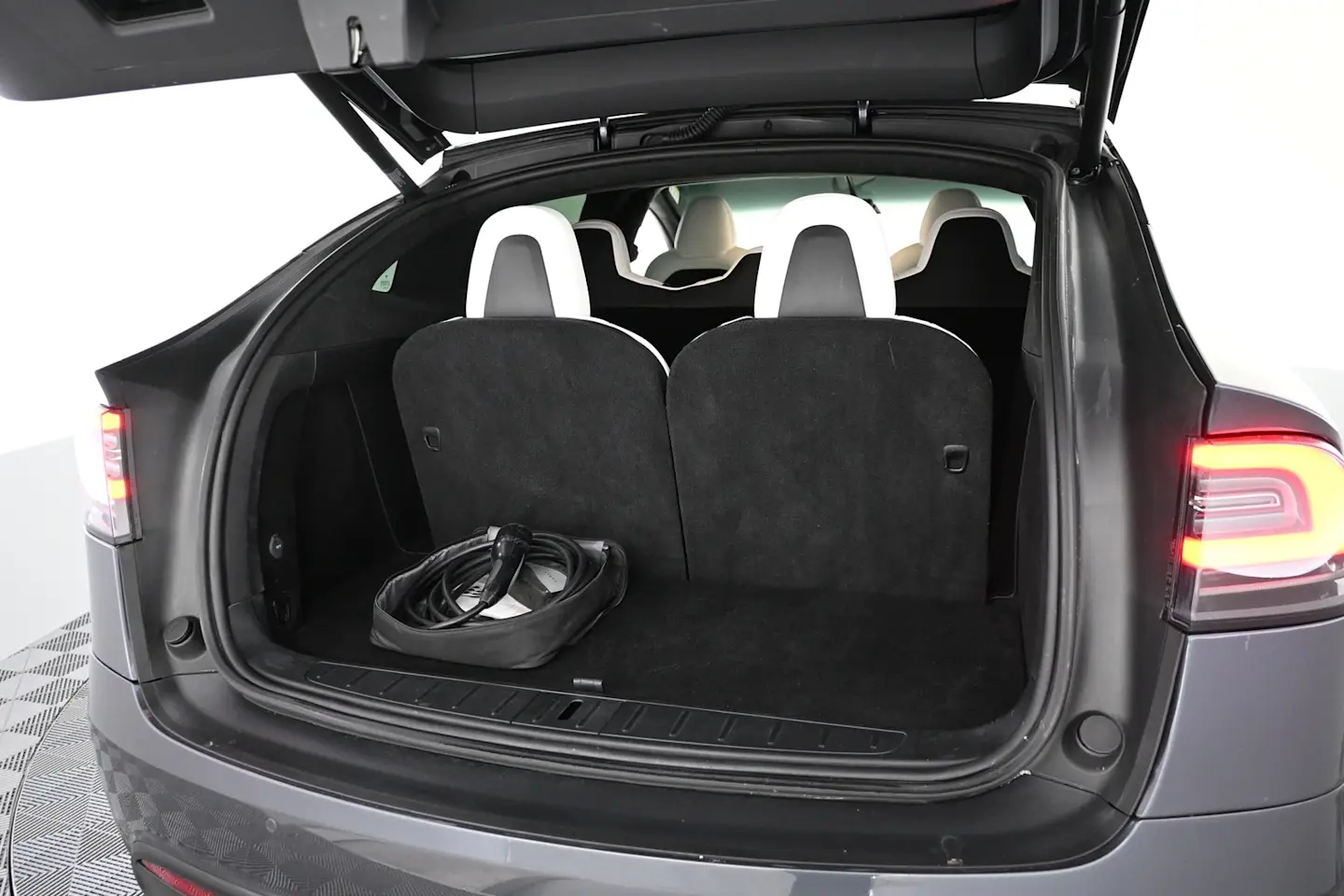Car Image - 6wgkmkXncPQ3AyYF47vQZf