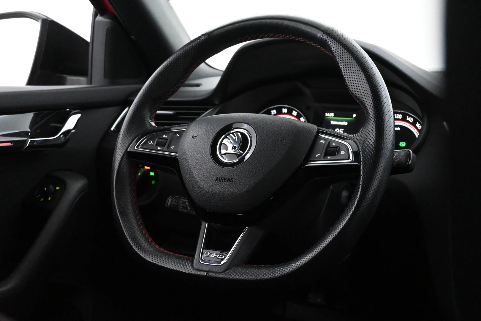 Car Image - 3xk3l3uA7wUvGRkWPh4uJK