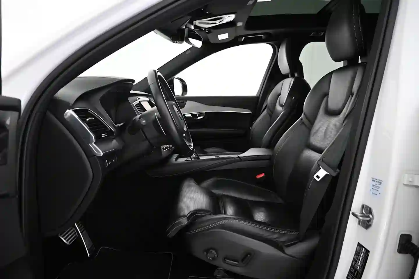 Car Image - 3vTpLUO9CXhuJhwWhlcQRe