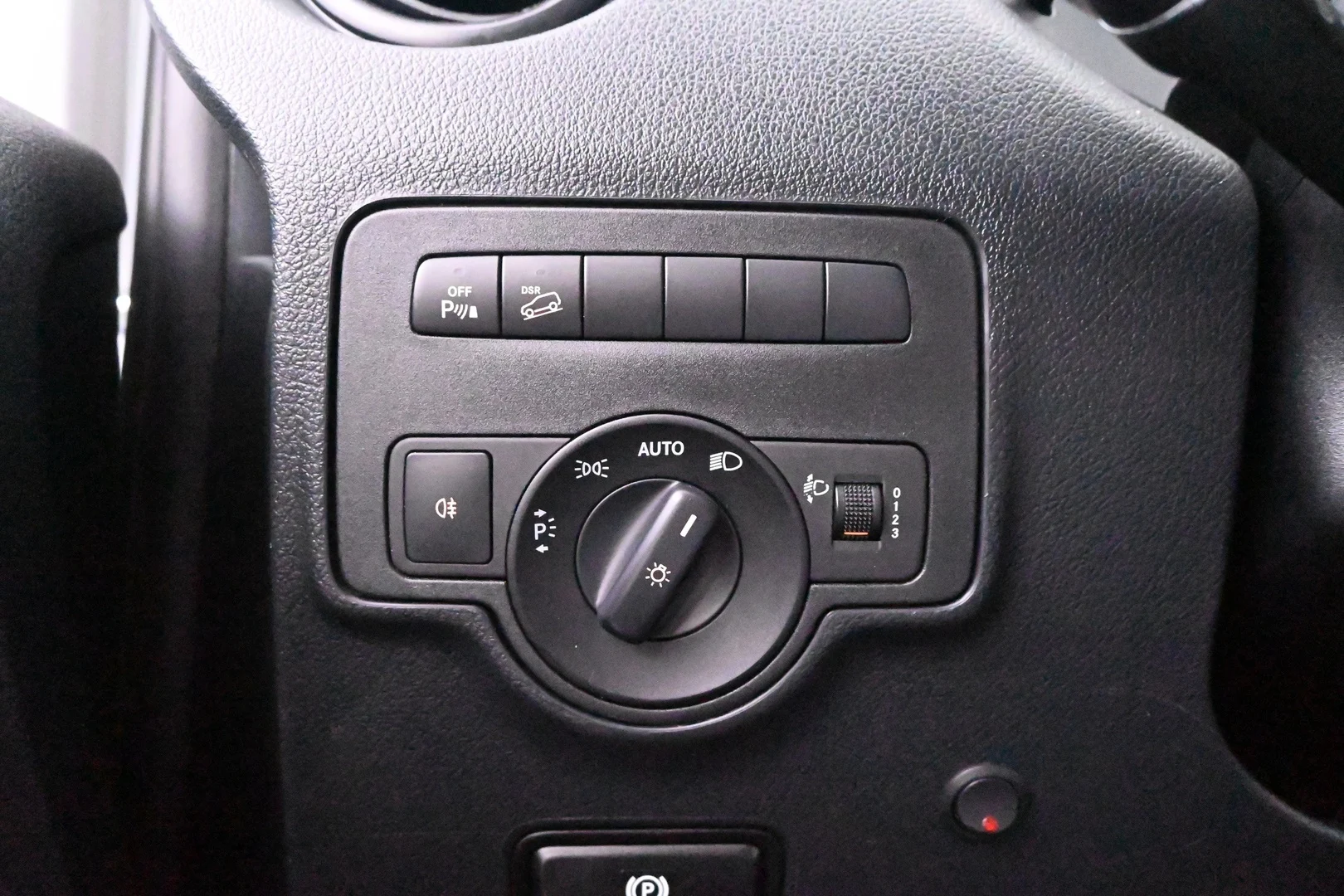 Car Image - 56caE7TGntYuHSqdmNaMDS