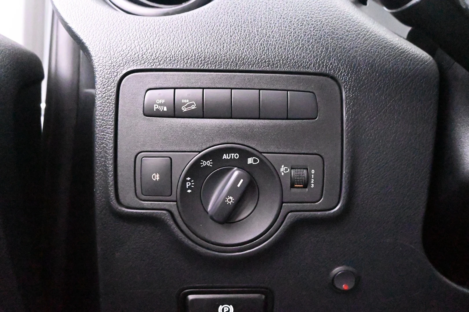 Car Image - 56caE7TGntYuHSqdmNaMDS