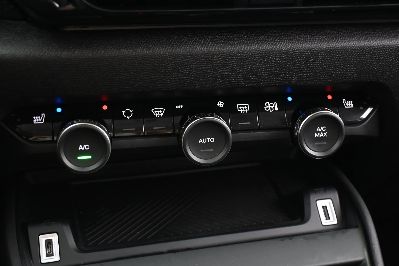 Car Image - 1bqSawqj3p19CsfLyY7ghG