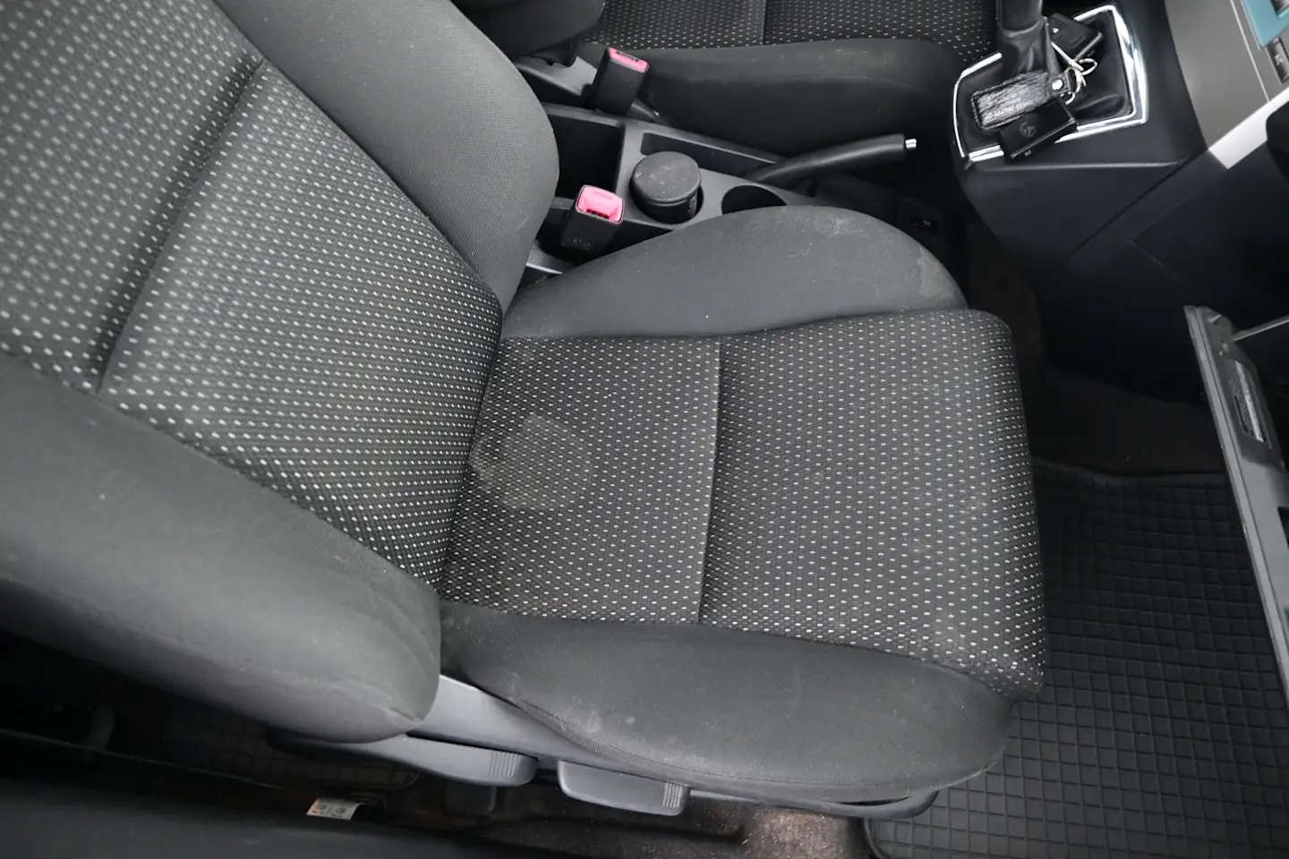 Car Image - 5t075XjLGlHc1RODwKluxd