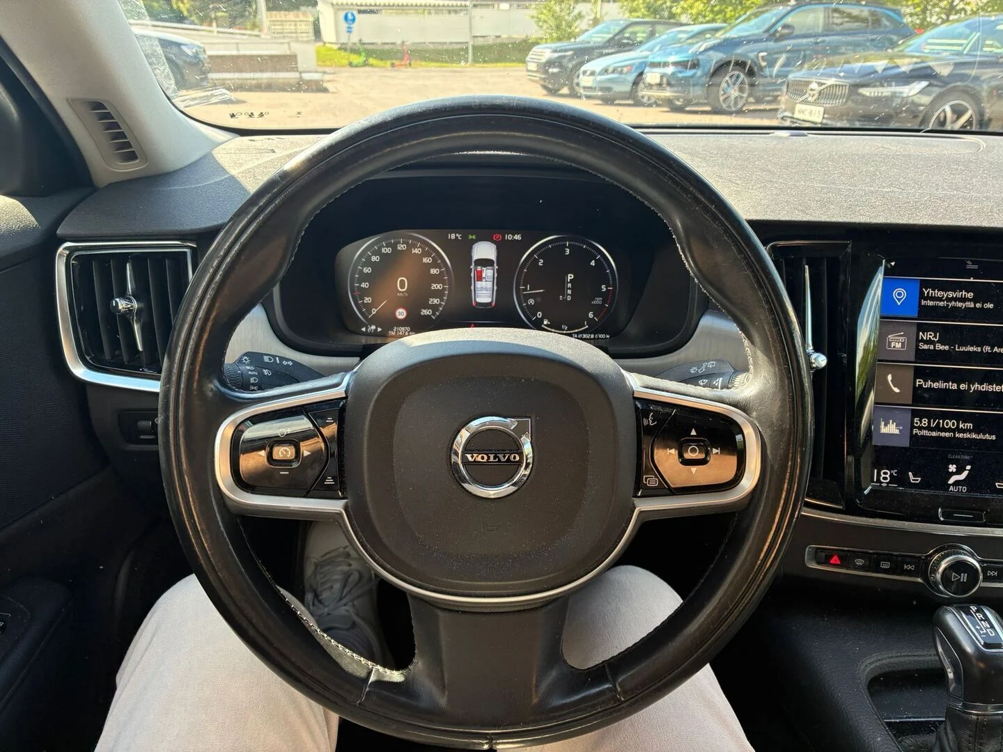Car Image - 72Bwk6cTZfObvnqessVbfL