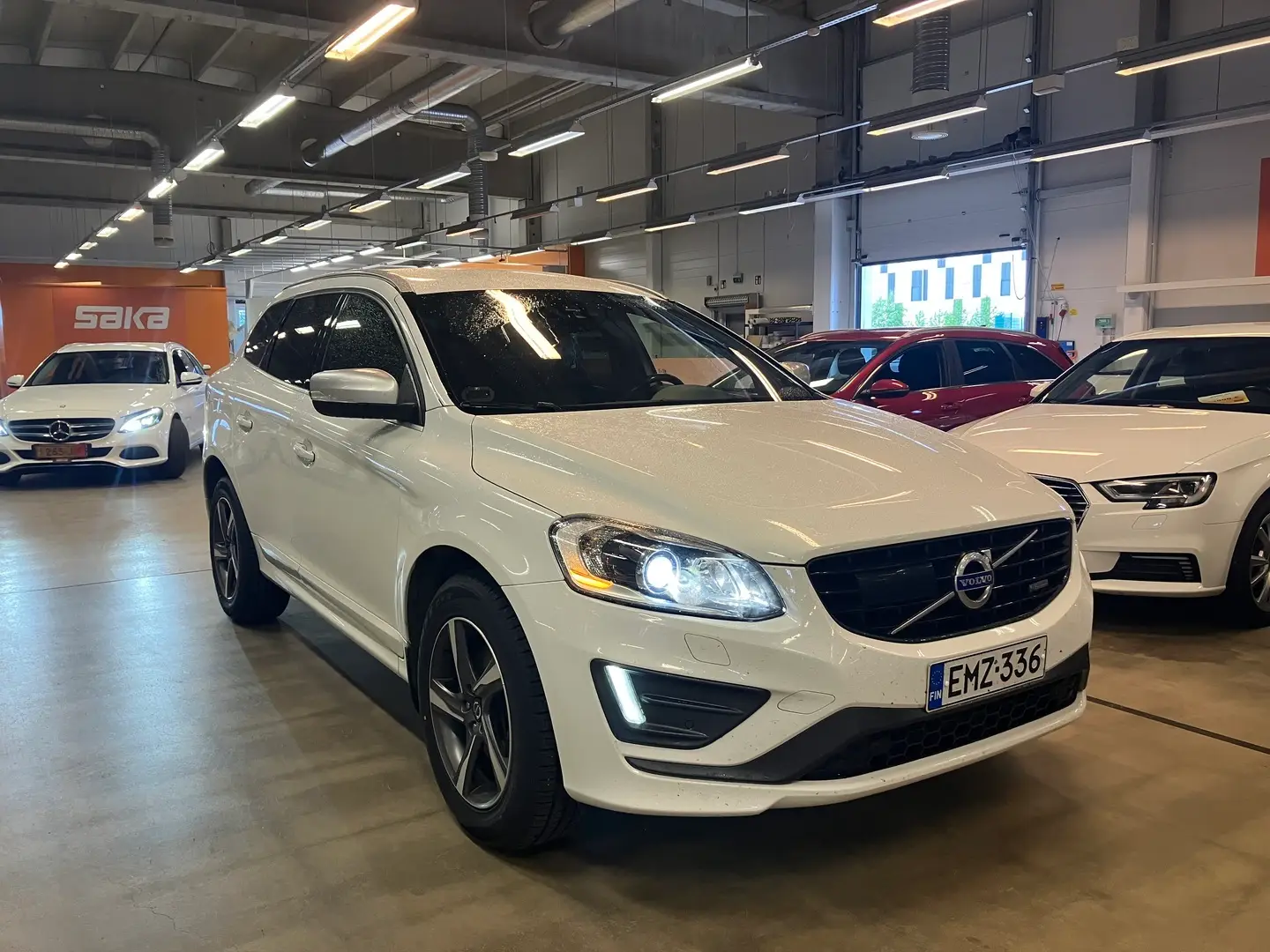 Car Image - 5ytYid98rpoY0ZYyWXa781