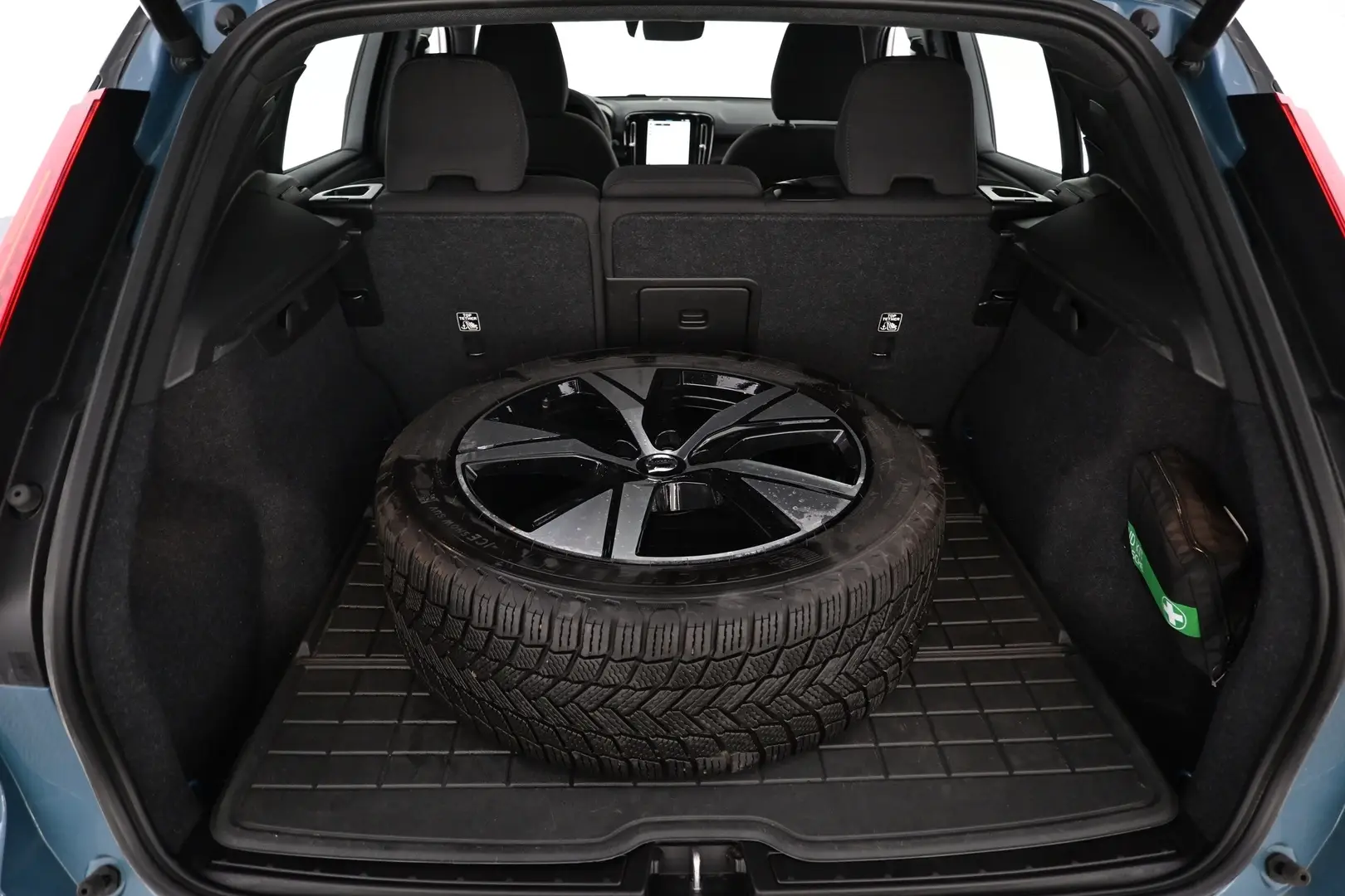 Car Image - 34xmLYyEl3RyAZocMaIYP8