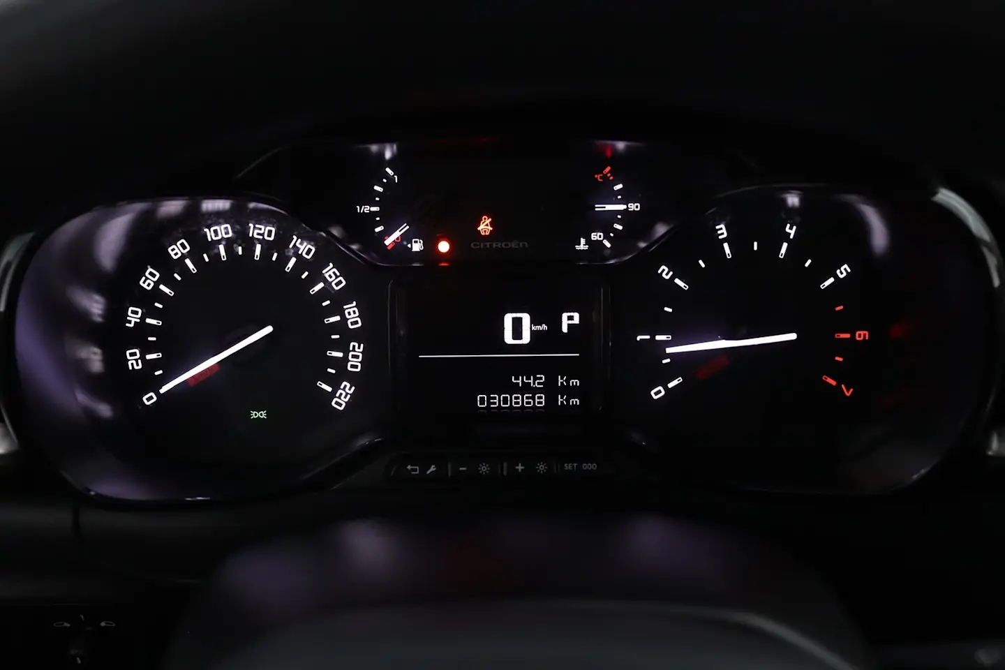 Car Image - 1THzRpAftzVN0XVkCdroby