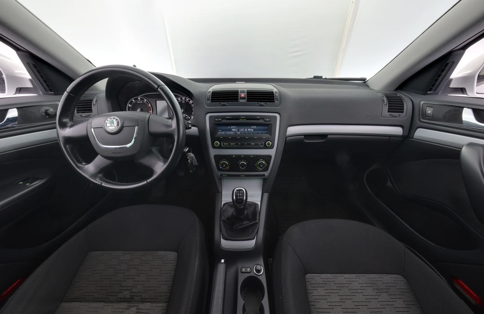 Car Image - CTTs2JGezLxxPtnI5HrjH