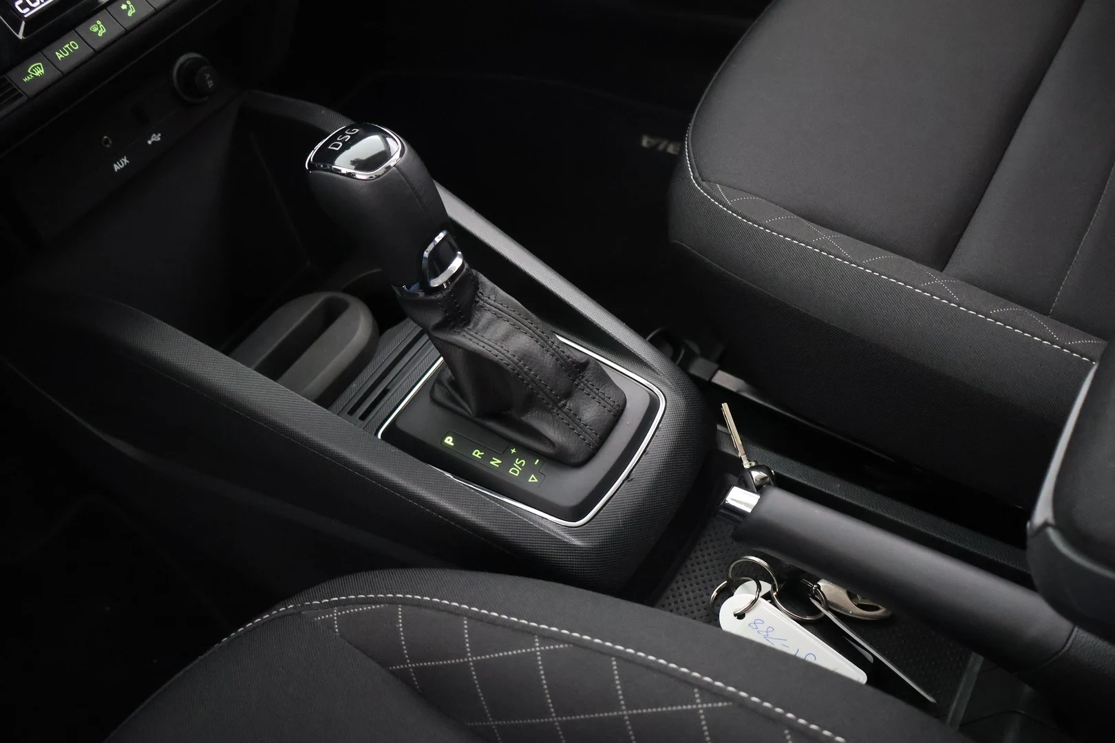 Car Image - 7kMjx4Dv79WuI4WlAObiil