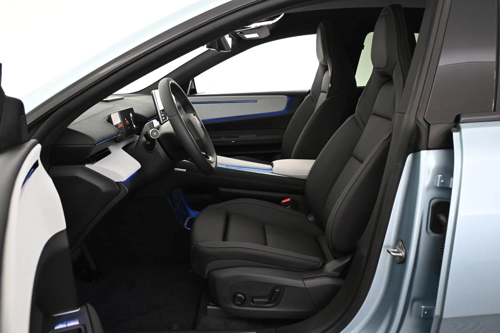 Car Image - 671x0r755c1ypVC0x0Njtt